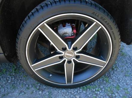 Suzuki - Vitara