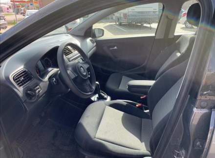 Volkswagen - Polo