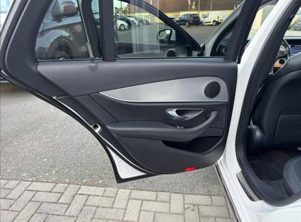Mercedes-Benz - E-class