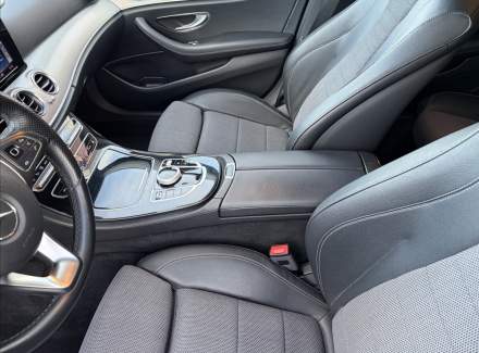 Mercedes-Benz - E-class