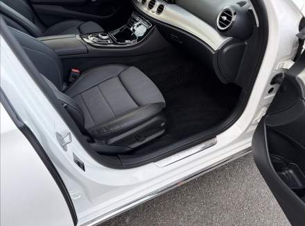 Mercedes-Benz - E-class