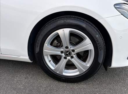 Mercedes-Benz - E-class