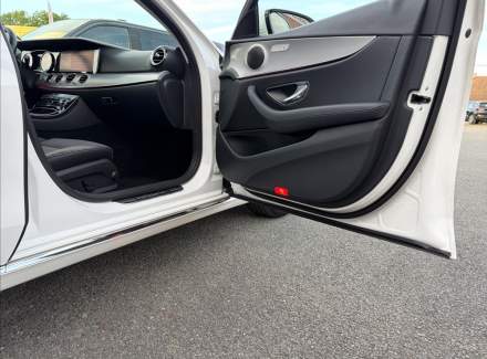 Mercedes-Benz - E-class
