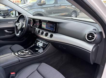 Mercedes-Benz - E-class
