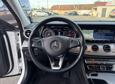 Mercedes-Benz - E-class