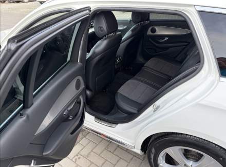 Mercedes-Benz - E-class