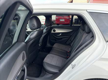 Mercedes-Benz - E-class