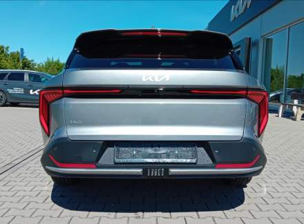 Kia - K4