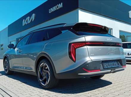Kia - K4