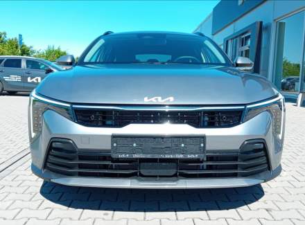 Kia - K4