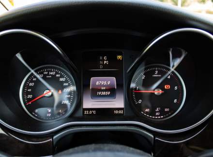 Mercedes-Benz - V-class