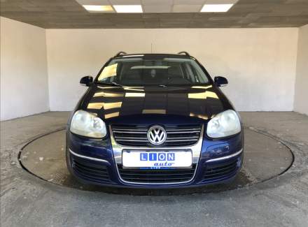Volkswagen - Golf