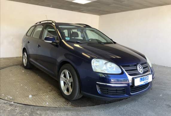 Volkswagen - Golf