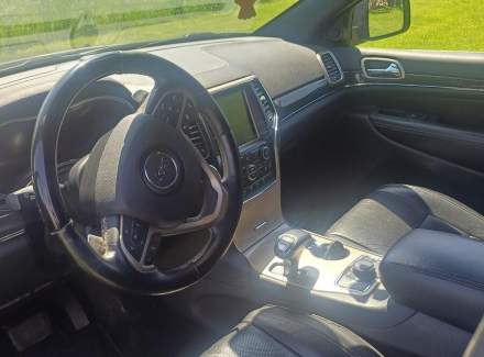 Jeep - Grand Cherokee