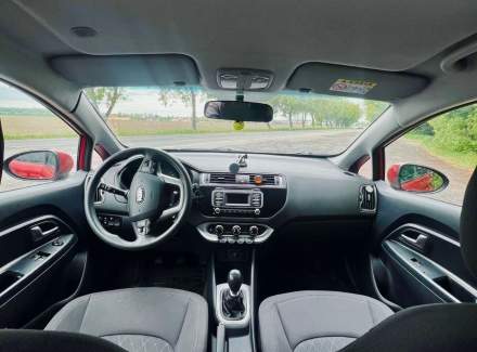 Kia - Rio