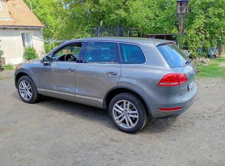 Volkswagen - Touareg