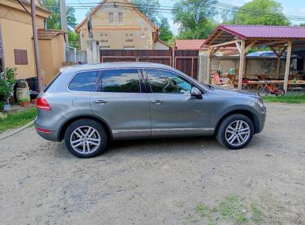 Volkswagen - Touareg