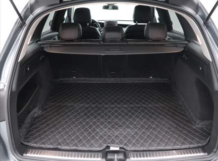 Mercedes-Benz - GLC