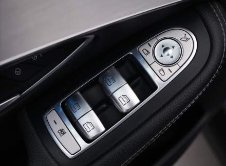 Mercedes-Benz - GLC