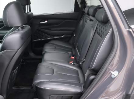 Hyundai - Santa FE