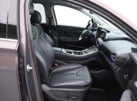 Hyundai - Santa FE