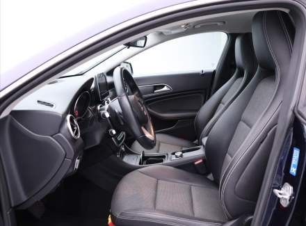 Mercedes-Benz - CLA