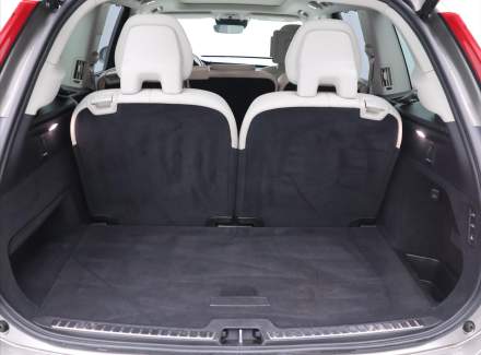 Volvo - XC90