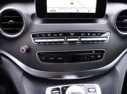 Mercedes-Benz - V-class