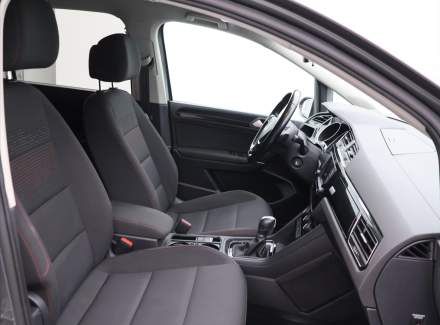 Volkswagen - Touran