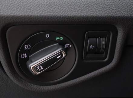 Volkswagen - Touran