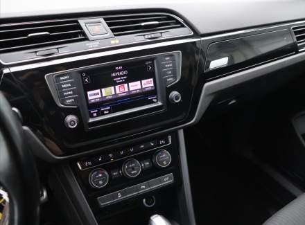 Volkswagen - Touran