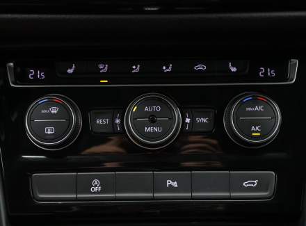 Volkswagen - Touran