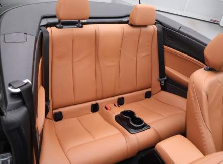 BMW - 2er
