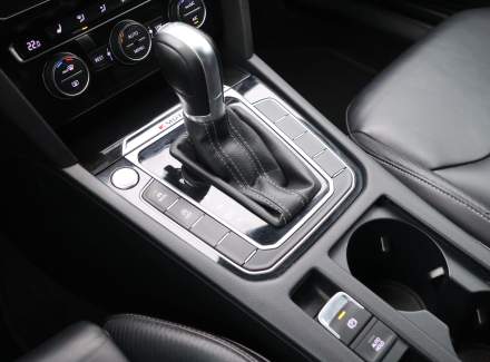 Volkswagen - Arteon