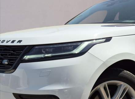 Land Rover - Range Rover Velar