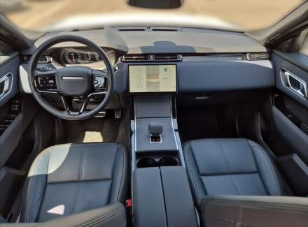 Land Rover - Range Rover Velar