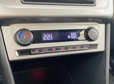 Volkswagen - Polo