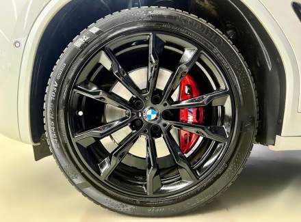 BMW - X3