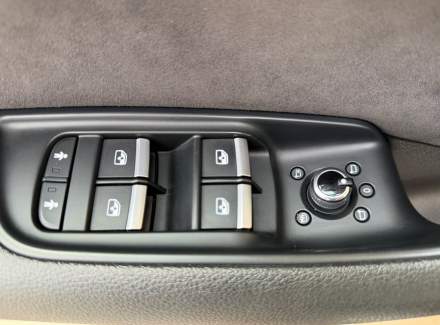 Audi - Q7