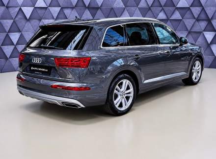 Audi - Q7