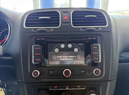 Volkswagen - Golf