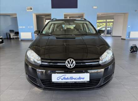 Volkswagen - Golf