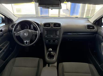 Volkswagen - Golf