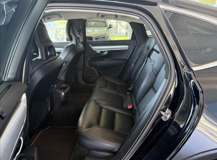 Volvo - S90