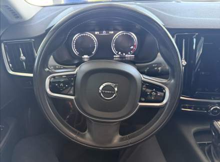 Volvo - S90