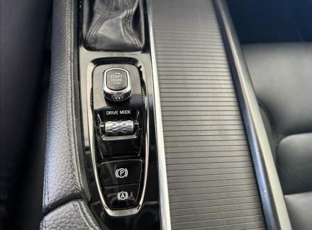 Volvo - S90