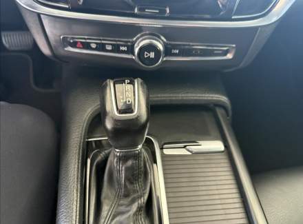 Volvo - S90
