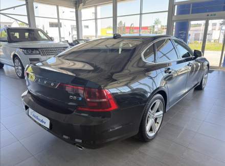 Volvo - S90