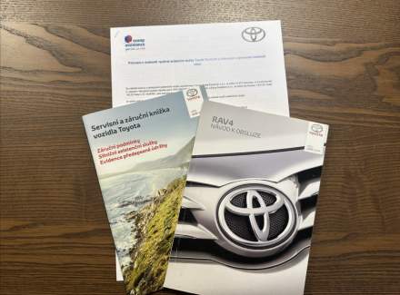 Toyota - RAV 4