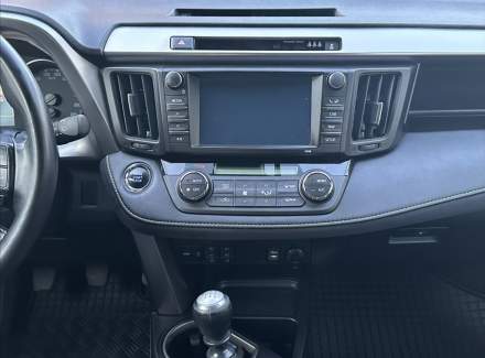 Toyota - RAV 4